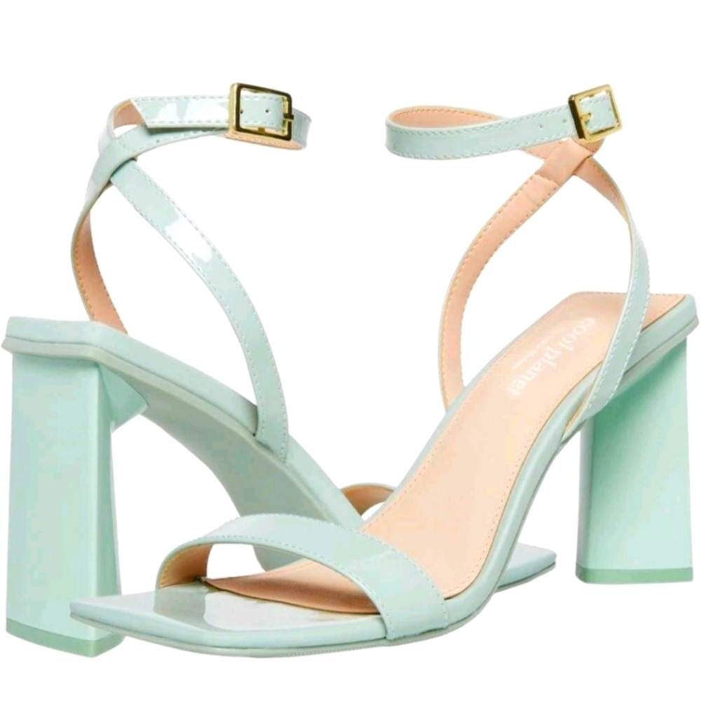 Steve Madden Cool Planet Mint Green Sculpted Heels
